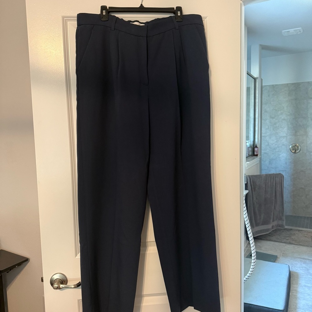 Abercrombie & Fitch Navy Wide Leg Pants size 18/34 Tall